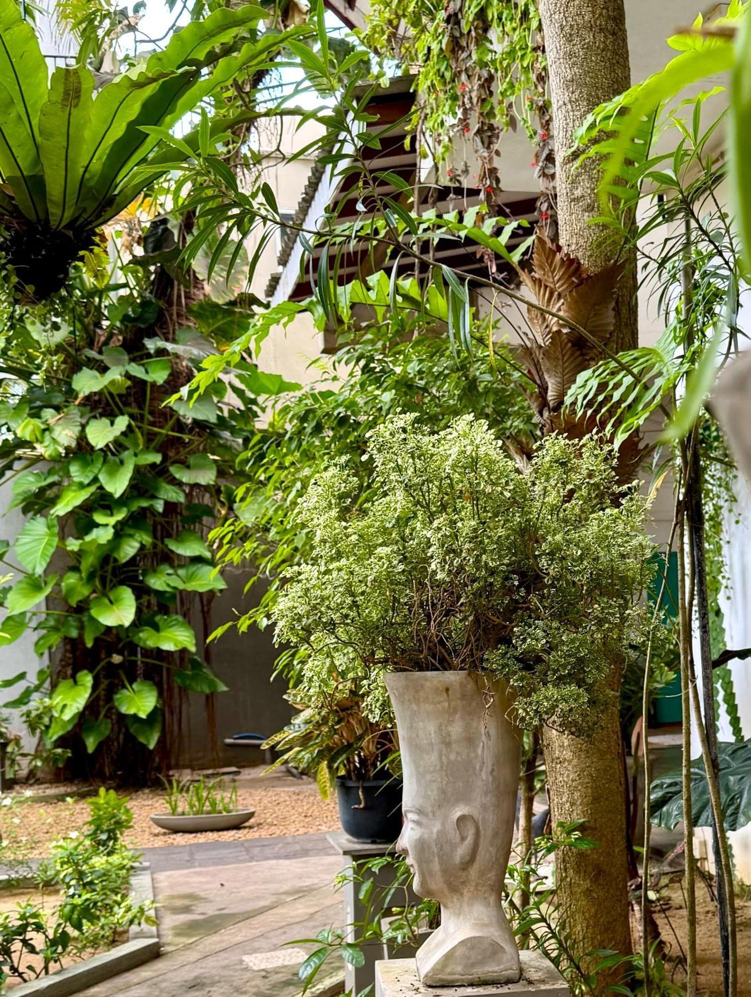 Gomez Place Negombo Exterior photo