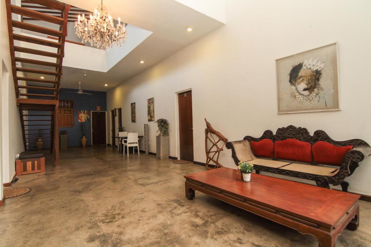 Gomez Place Negombo Exterior photo